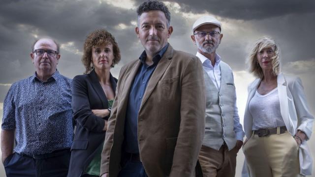 Equipo del nuevo programa de ETB 2, ‘Los siete pecados capitales’, con Mikel Santiago al frente. Equipo del nuevo programa de ETB 2, ‘Los siete pecados capitales’, con Mikel Santiago al frente.