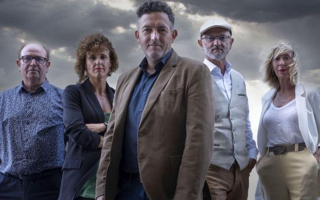 Equipo del nuevo programa de ETB 2, ‘Los siete pecados capitales’, con Mikel Santiago al frente.