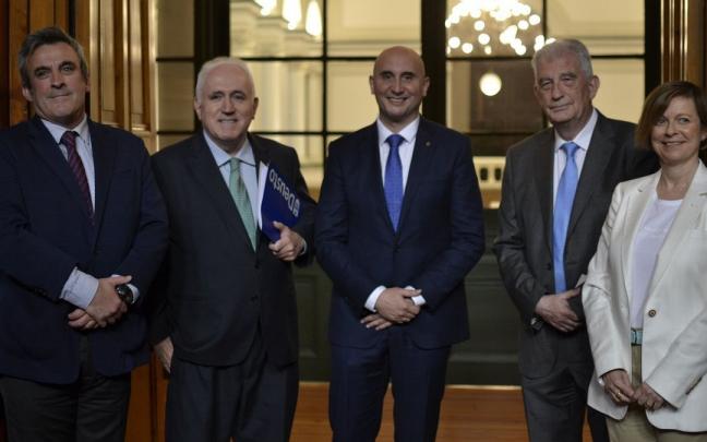La Universidad de Deusto celebra la toma de posesión del decano de la Facultad de Ingeniería, Asier Perallos La Universidad de Deusto celebra la toma de posesión del decano de la Facultad de Ingeniería, Asier Perallos