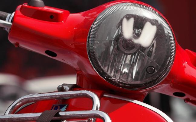Imagen de detalle de un ciclomotor