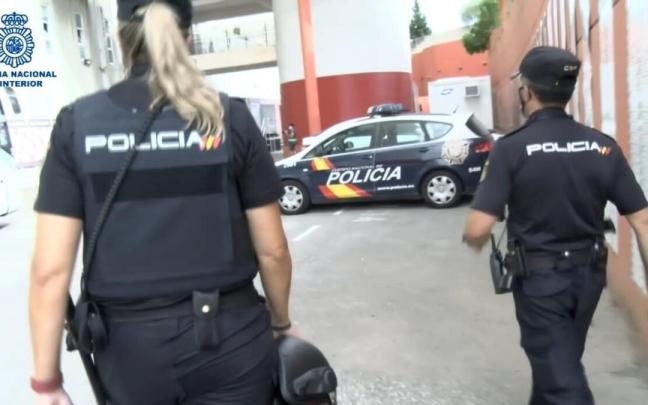 Agentes de la Polic&iacute;a Nacional, en una operaci&oacute;n ajena a la infromaci&oacute;n