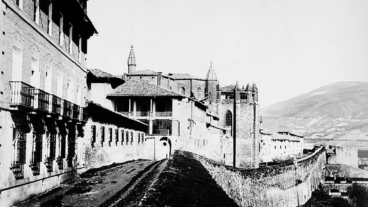 Ronda del obispo Barbazán.