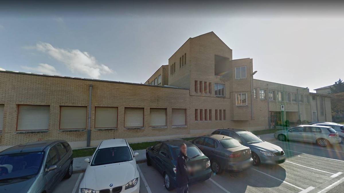 Imagen del exterior del colegio de Beri&aacute;in