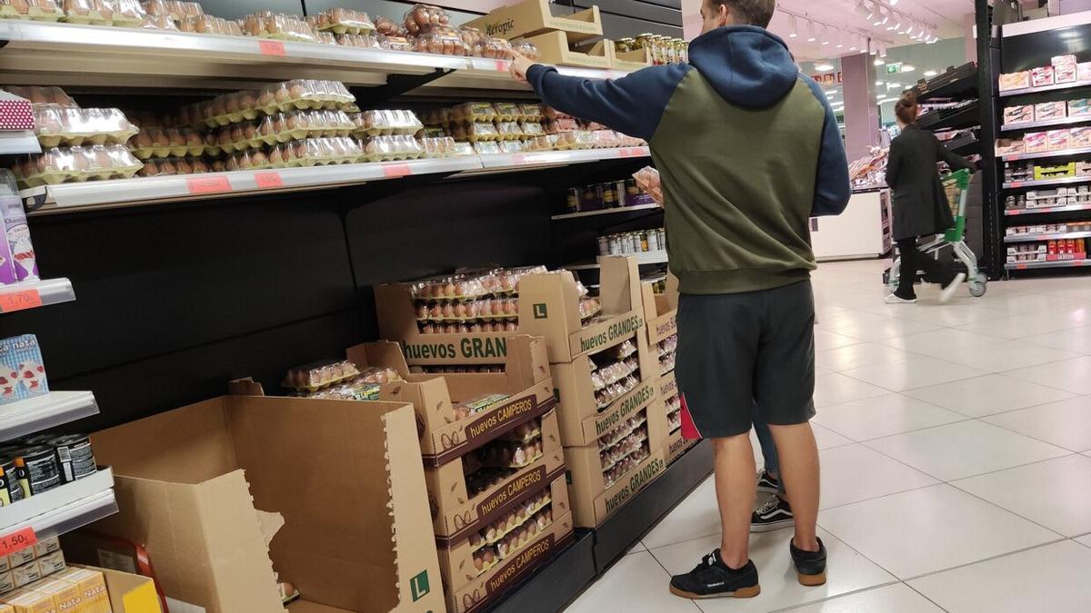 Haciendo la compra en un supermercado