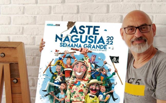 Aguil&oacute; posa con el cartel de este a&ntilde;o.