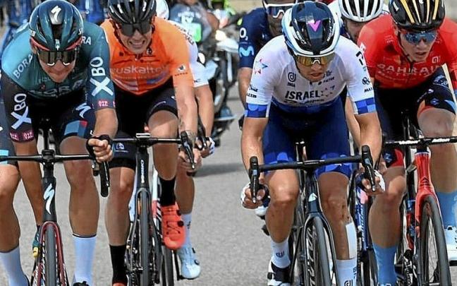 Xabier Mikel Azparren estuvo entre los protagonistas de la fuga del día. | FOTOS: EFE