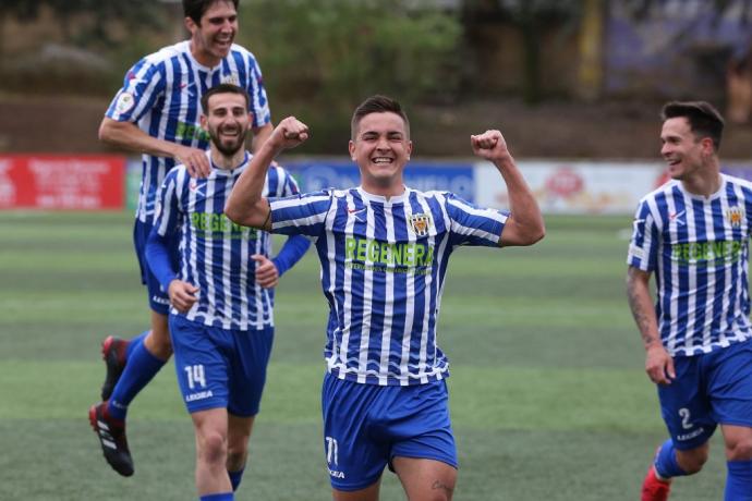 Javi Gómez celebra su gol al Portugalete en la pasada jornada.