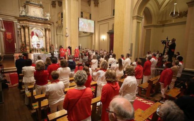 Celebración religiosa esta mañana en la capilla de San Fermín de la parroquia de San Lorenzo. Celebración religiosa esta mañana en la capilla de San Fermín de la parroquia de San Lorenzo.