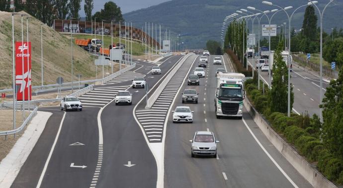 Nuevo enlace de la PA-30 en Mendillorri con Mugartea, que ya está en funcionamiento.