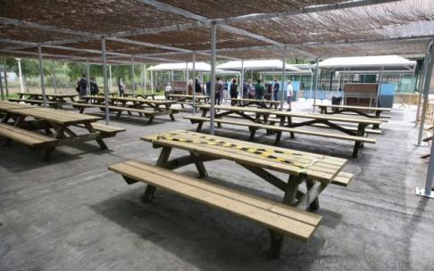 Mejoras en la zonas de mesas y bancos de Aranzadi