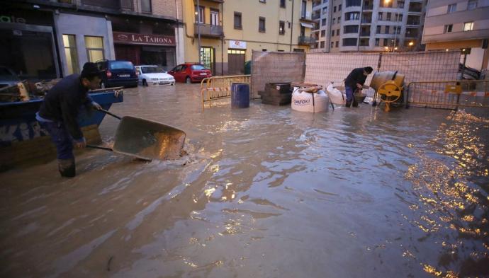 Efectos de la riada en la Rochapea