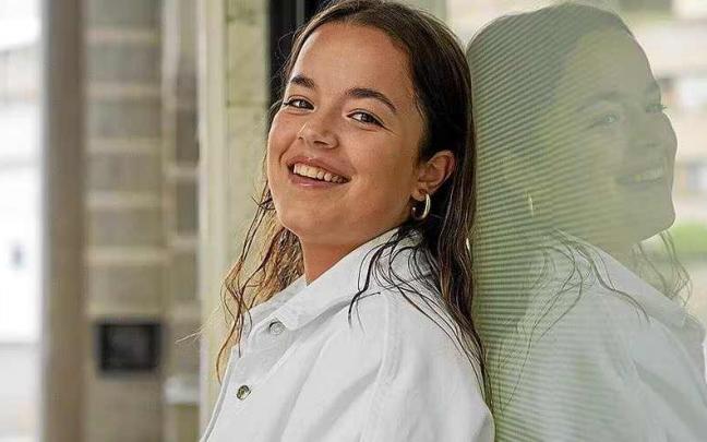 La cantante y compositora gasteiztarra Uxue Alfaraz