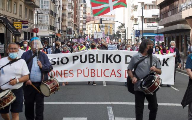 Imagen de archivo de una protesta en Vitoria por la reforma de las pensiones.