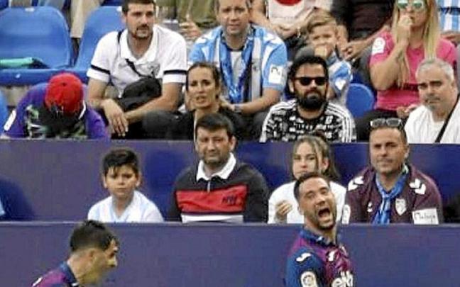 Quique Gonz&aacute;lez celebra su gol frente al M&aacute;laga. | FOTO: LALIGA