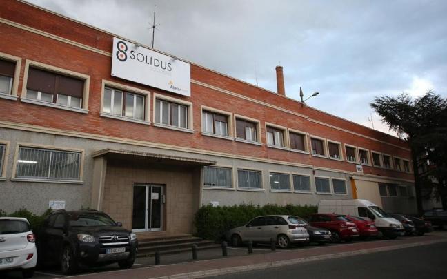 Imagen de la fachada de la papelera San Andrés de Villava.