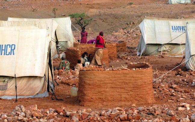 Campamento de refugiados en el este de Chad. Campamento de refugiados en el este de Chad.