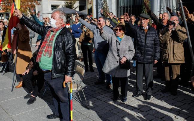 Participantes el pasado 20N en un acto del Movimiento Católico español en memoria de Francisco Franco y José Antonio Primo de Rivera.