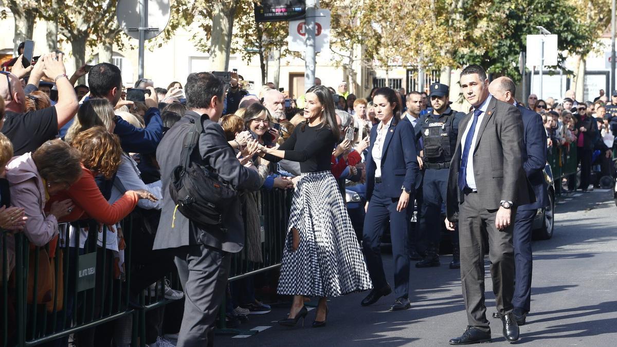 La reina Letizia visita Tudela para participar en el homenaje a Pilar Miró