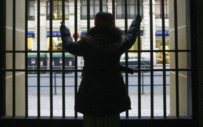 El nuevo acuerdo se centra en la detección precoz de los casos y amplía el reconocimiento como víctimas a los hijos. El nuevo acuerdo se centra en la detección precoz de los casos y amplía el reconocimiento como víctimas a los hijos.
