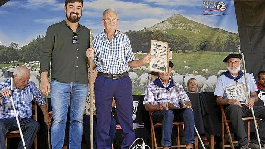 El pastor Xexilio Goñi, durante su homenaje