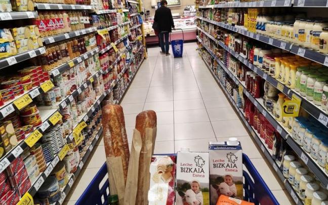 Los productos b&aacute;sicos de la cesta de la compra siguen al alza a las puertas de la Navidad.