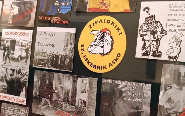 Imagen de algunas de las 600 pegatinas.