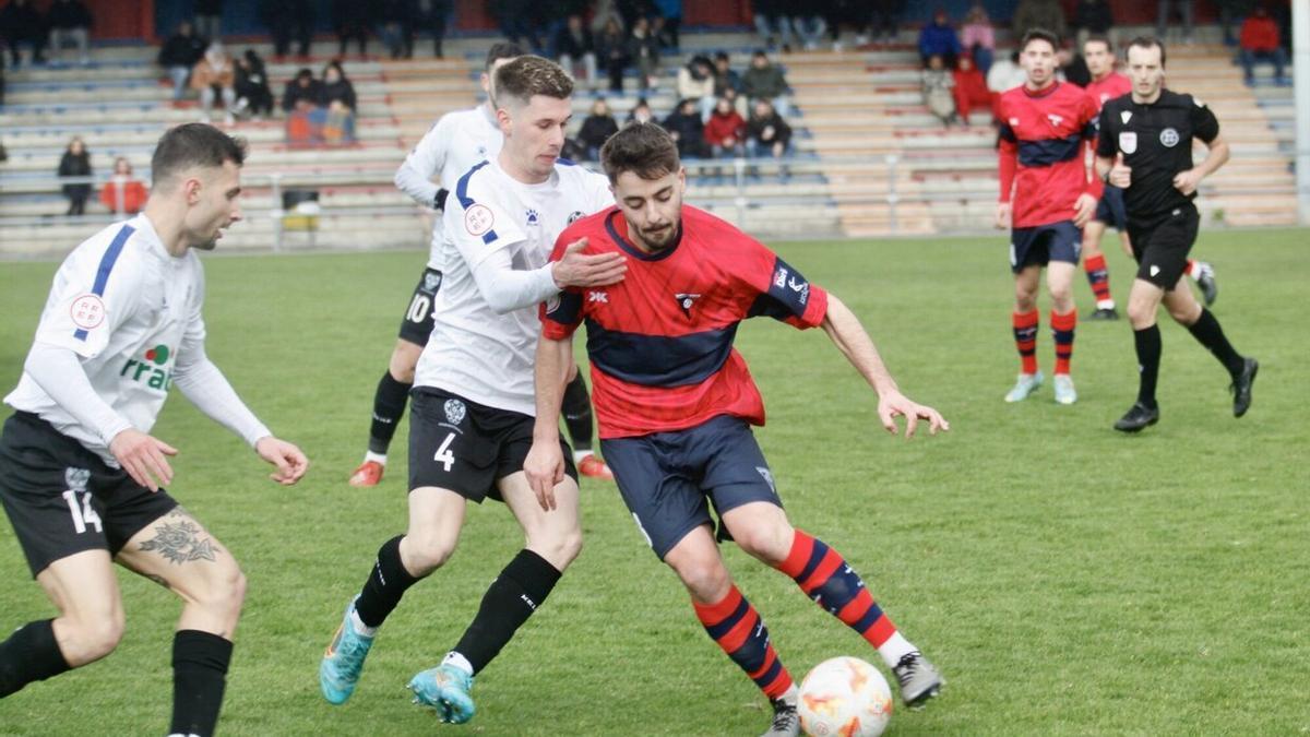 Derbi entre San Ignacio y Aurrera