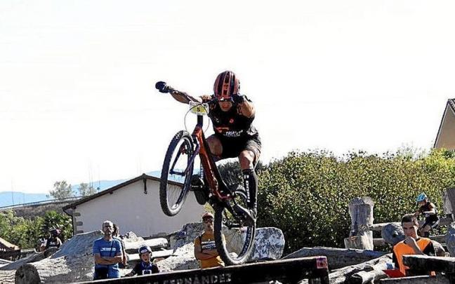 Julen S&aacute;enz de Ormijana, durante un momento de la prueba disputada en Luko.