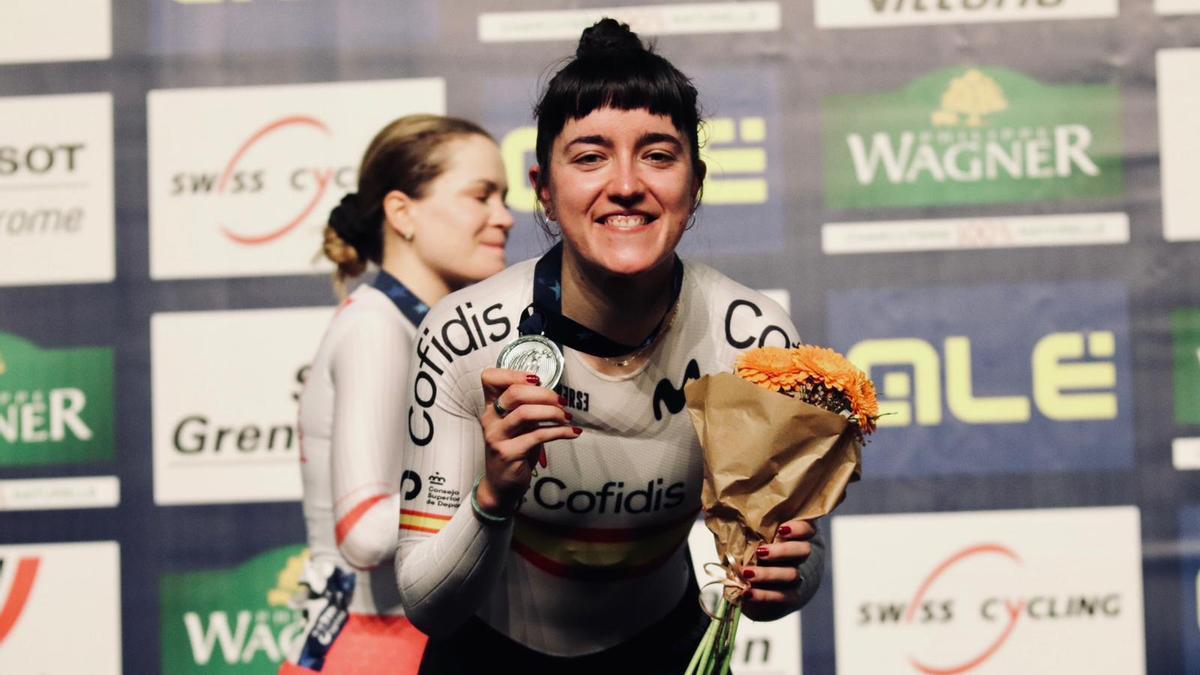 Eukene Larrarte, con la medalla de plata ganada en el Campeonato de Europa.