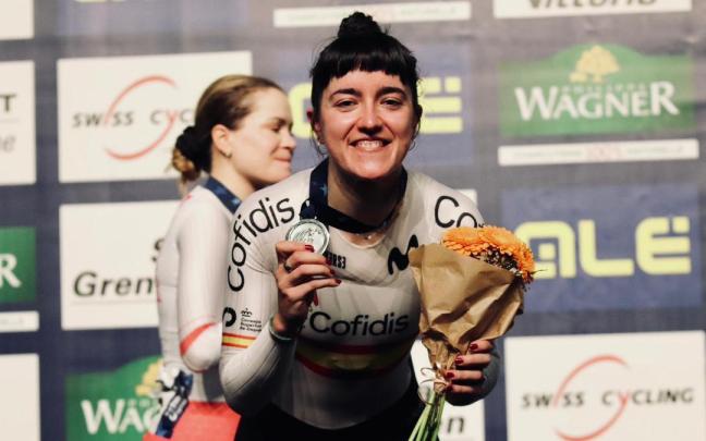 Eukene Larrarte, con la medalla de plata ganada en el Campeonato de Europa.
