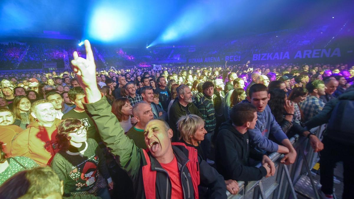 El público cantó, bailó y se emocionó hasta la lágrima.