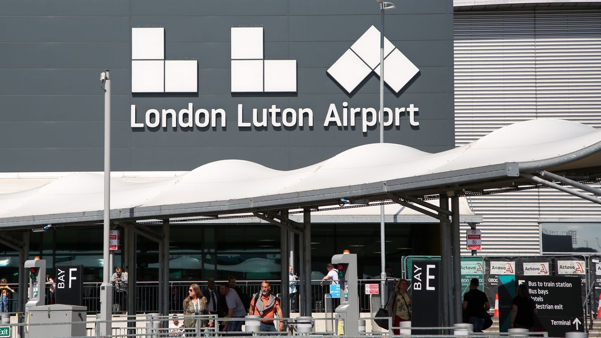 Aeropuerto de Londres - Luton, en Reino Unido.