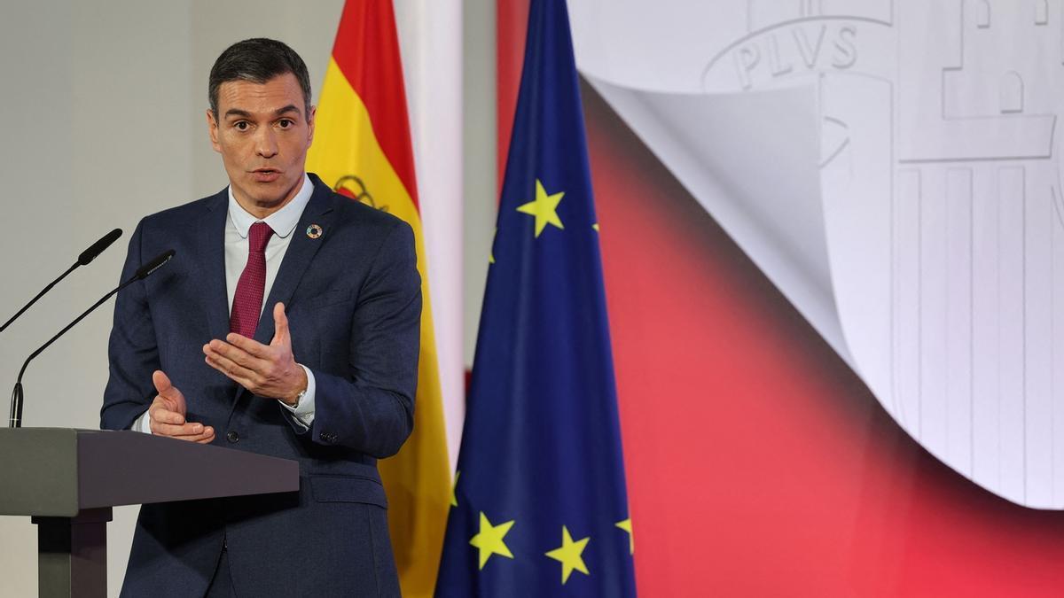 El presidente español, Pedro Sánchez, anunció un nuevo paquete de medidas contra la crisis tras el último Consejo de Ministros del año.