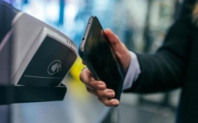 El BBVA acaparó la mitad de las compras electrónicas a través de Bizum en 2022. El BBVA acaparó la mitad de las compras electrónicas a través de Bizum en 2022.