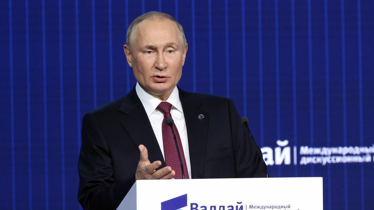 Putin interviene en la XIX sesión plenaria del club de debate Valdái.