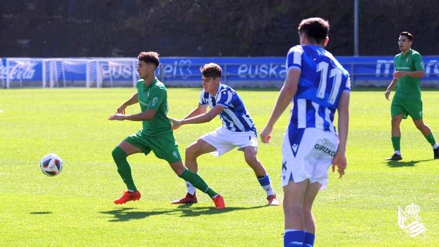 Momento del encuentro que el Gernika disputó el pasado domingo en Zubieta.