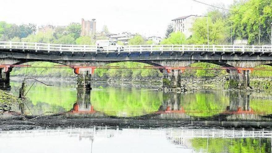 Viejo puente de Asti&ntilde;ene