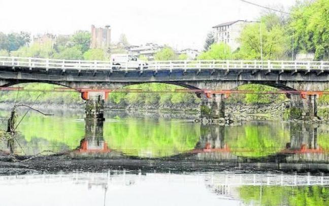 Viejo puente de Asti&ntilde;ene