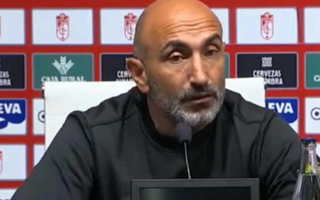 Abelardo en la rueda de prensa tras el partido ante el Granada.