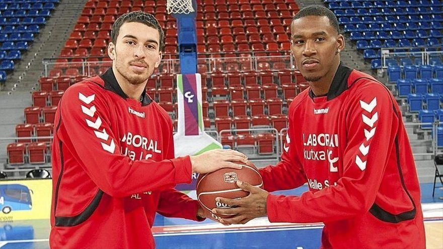 Mike James y Darius Adams, al inicio de la temporada 2016-17