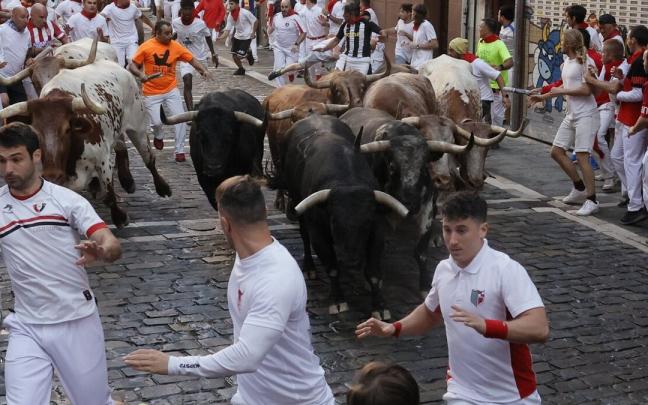 El cuarto encierro de los Sanfermines, en imágenes.