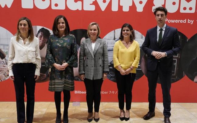 Arranca el congreso BBK New Longevity Summit y se presenta el libro ‘La Escuela de Comercio de Bilbao en el recuerdo’ Arranca el congreso BBK New Longevity Summit y se presenta el libro ‘La Escuela de Comercio de Bilbao en el recuerdo’