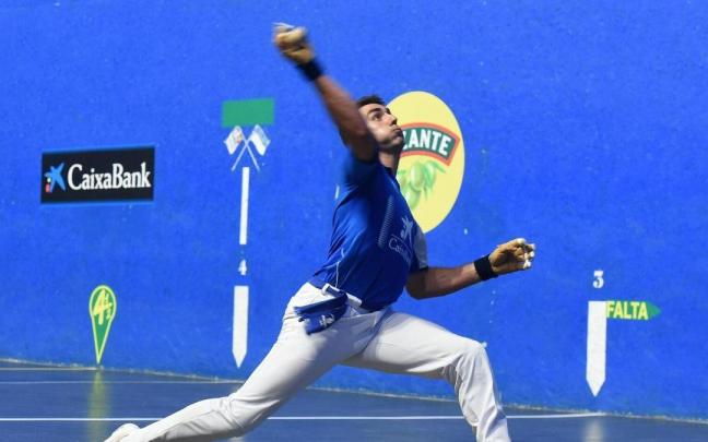 Peio Etxeberria en un duelo anterior.