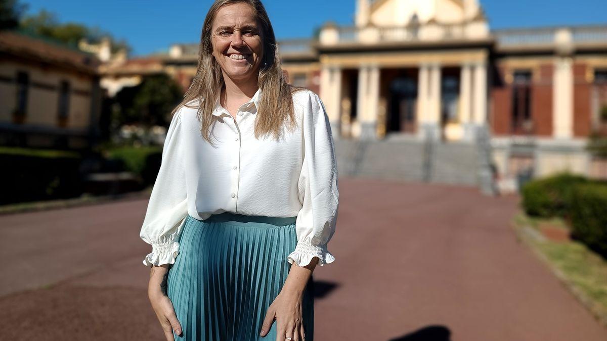 Nerea Cantero, con el conservatorio de fondo.