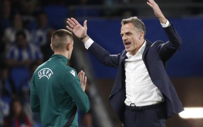 El entrenador del Sheriff Tiraspol, el croata Stjepan Tomas, durante el partido de Anoeta. El entrenador del Sheriff Tiraspol, el croata Stjepan Tomas, durante el partido de Anoeta.