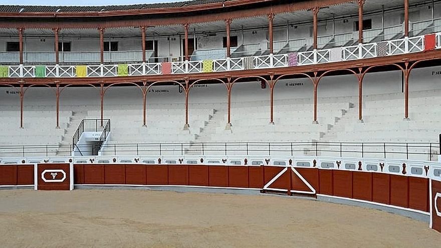 La plaza de toros de Tolosa. | FOTO: N.G.