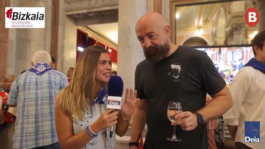 Declaraciones de Goio durante la recepción a la sociedad bilbaína en el Ayuntamiento