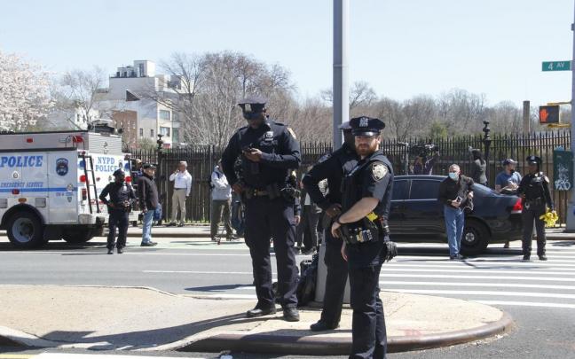Imagen de archivo de policías en Nueva York. Imagen de archivo de policías en Nueva York.
