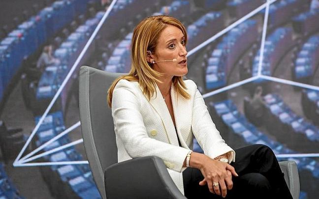 La presidenta del Parlamento Europeo, Roberta Metsola, ayer en Lisboa. | FOTO: EFE