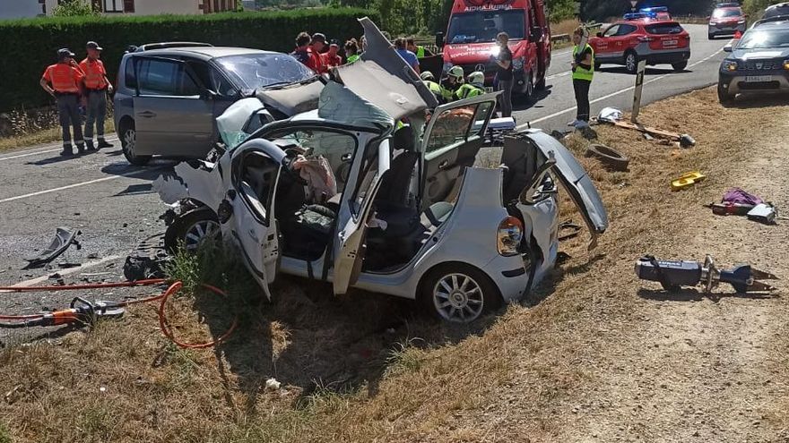 Así ha quedado el lugar del accidente, junto a la localidad de Arraioz.